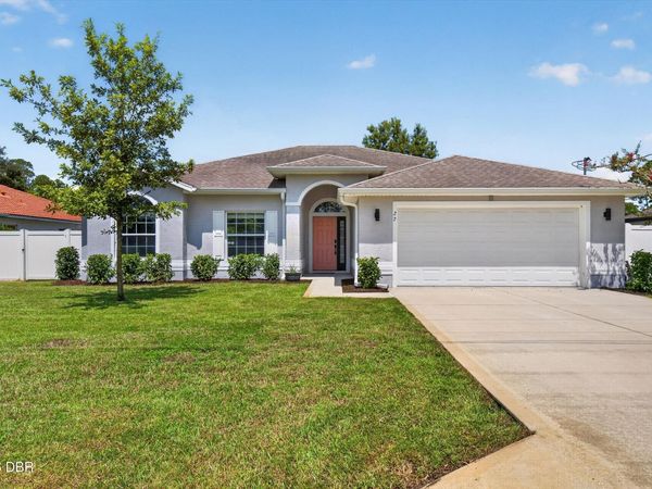 27 Porwyn Lane, Palm Coast, FL 32164