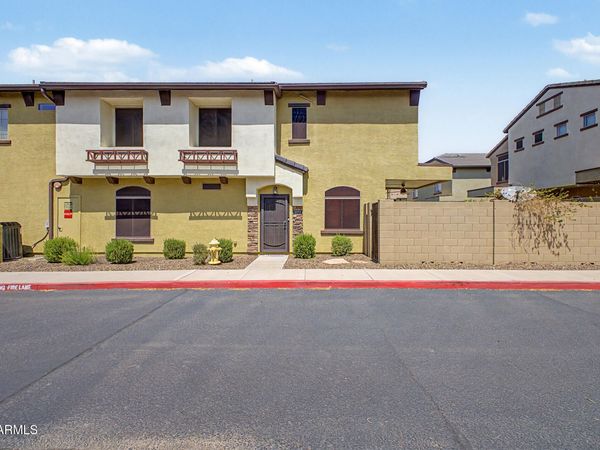 2725 E MINE CREEK Road, Unit 1072, Phoenix, AZ 85024