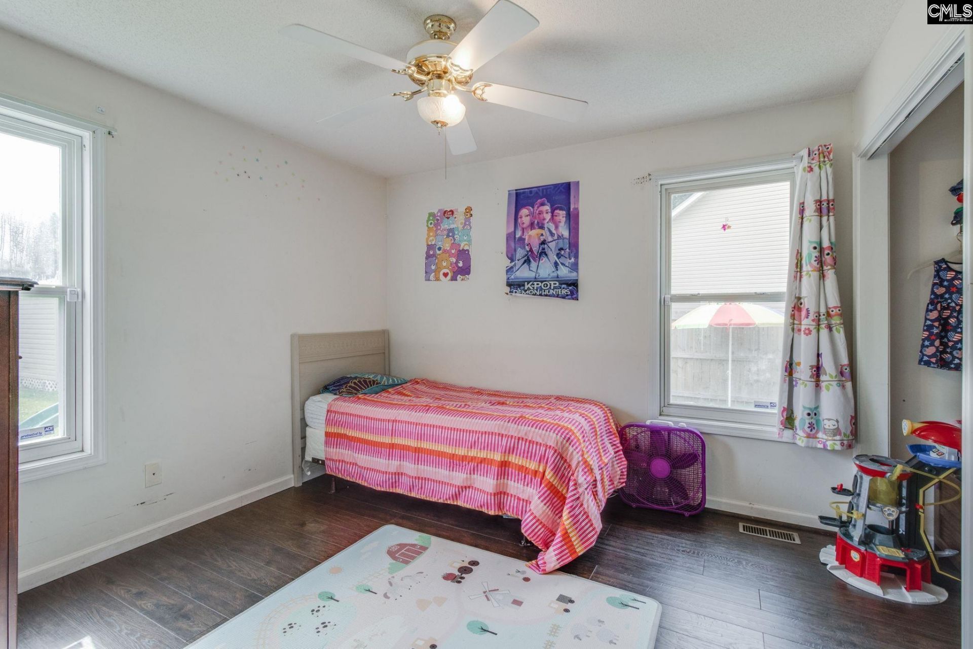 248 Mossborough Drive Photo 22