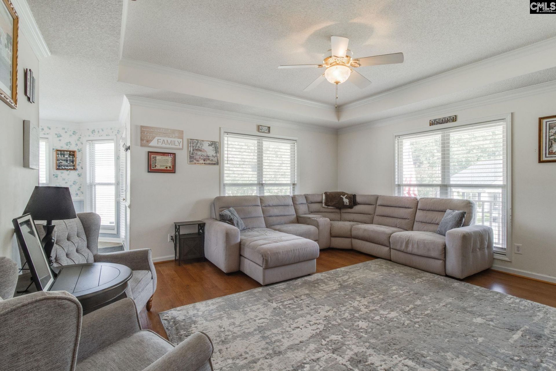 248 Mossborough Drive Photo 7