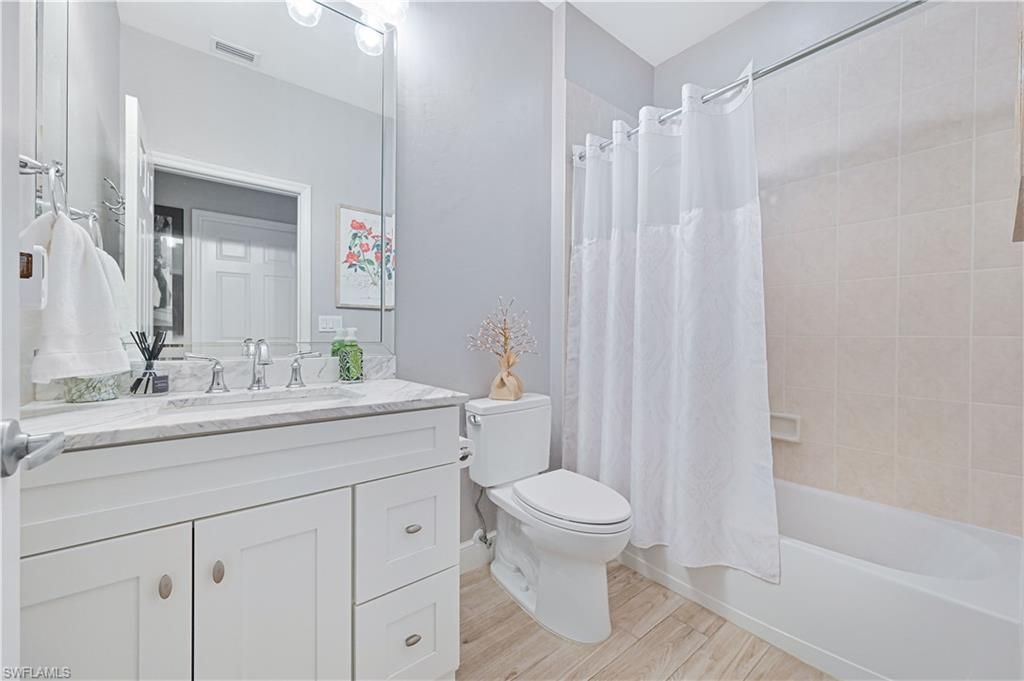 18900 Bay Woods Lake Dr, Unit 203, Fort Myers, FL 33908 Photo