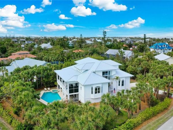 660 Anchor DR , SANIBEL, FL 33957