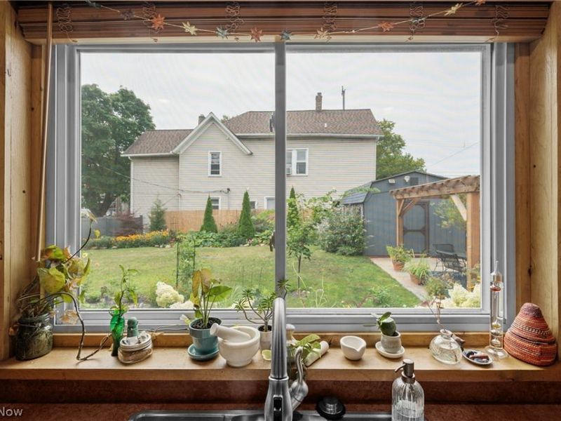 3216 Chatham Avenue, Cleveland, OH 44113 Photo 18