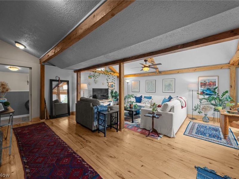 3216 Chatham Avenue, Cleveland, OH 44113 Photo 9