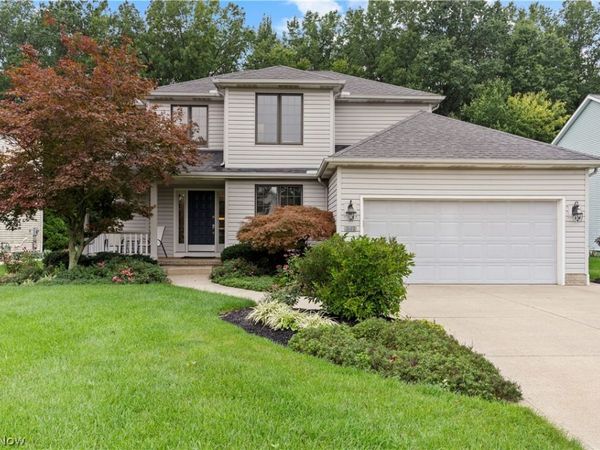 7012 Morning Dove Lane , Olmsted Twp, OH 44138