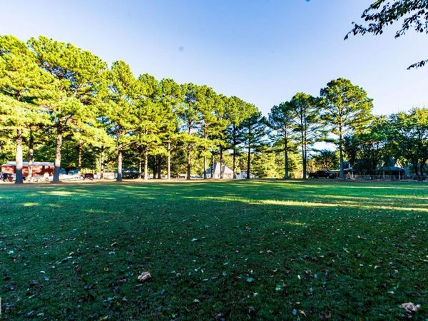 1100 Jonathan Drive, Jonesboro, AR 72405