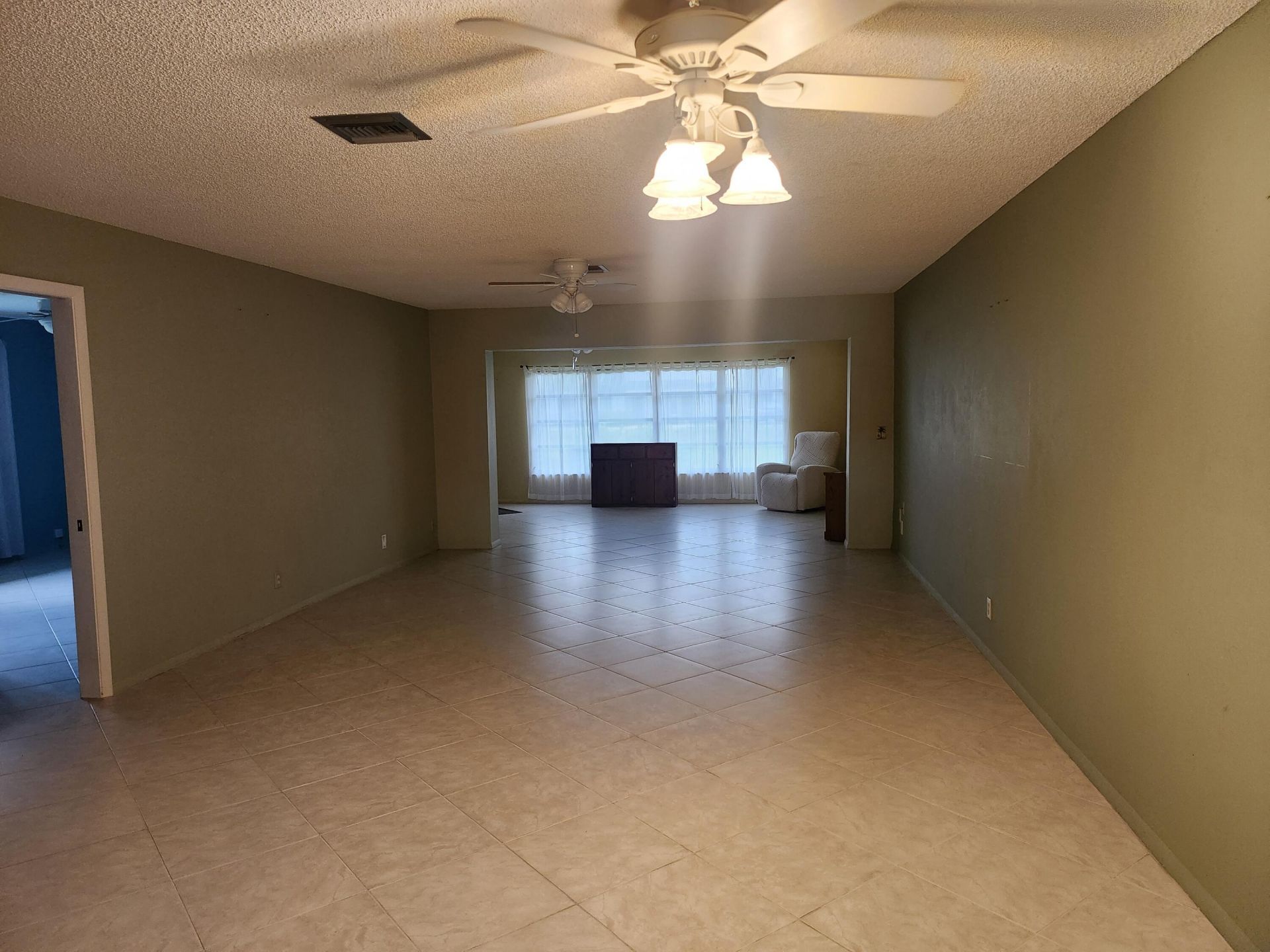 5730 E Fernley Drive E, Unit 55, West Palm Beach, FL 33415 Photo
