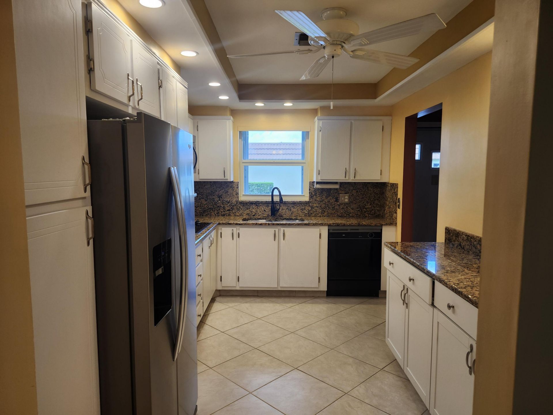 5730 E Fernley Drive E, Unit 55, West Palm Beach, FL 33415 Photo
