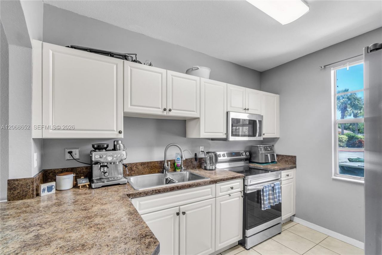 120 SE 6th Rd , Homestead, FL 33030 Photo