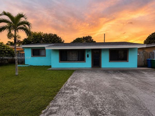 2906 Island Dr , Miramar, FL 33023