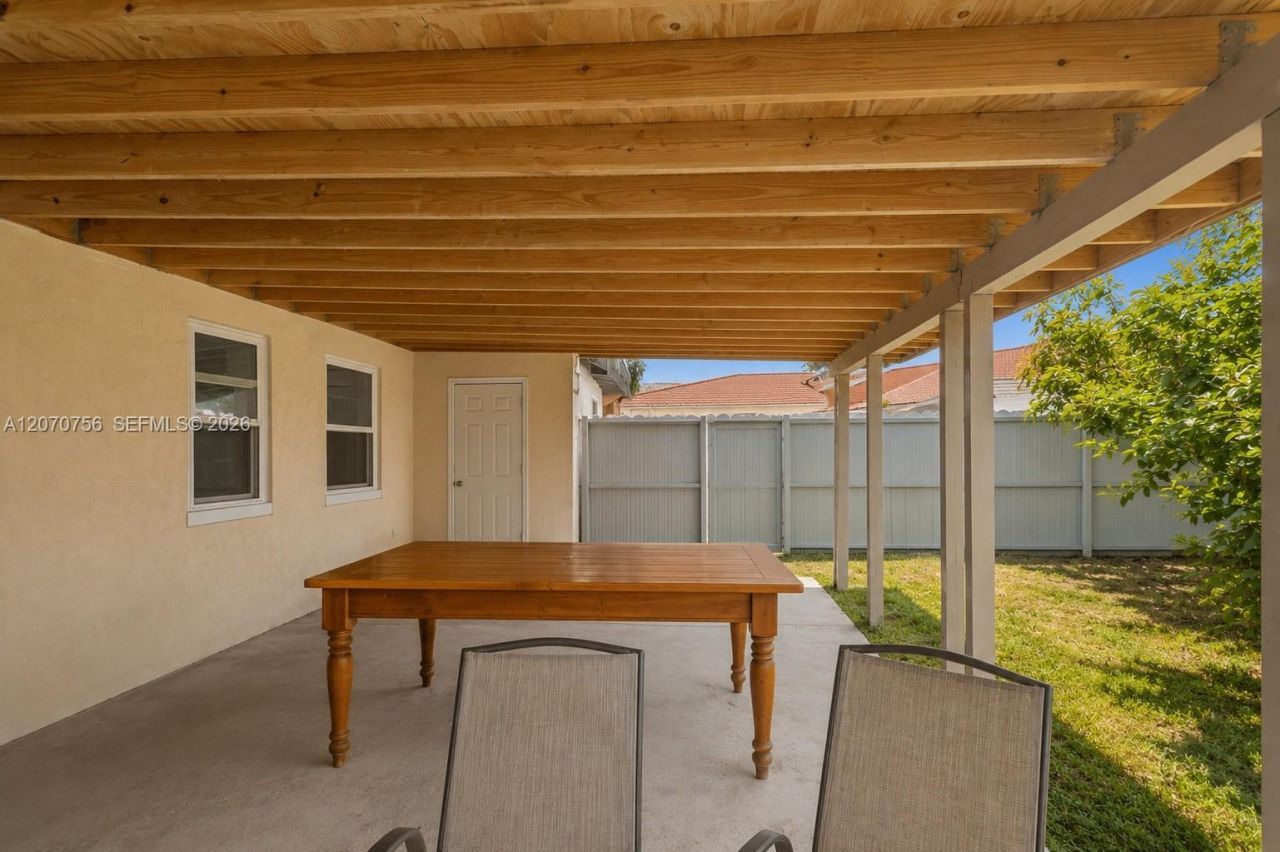 12021 SW 209th St, Miami, FL 33177 Photo