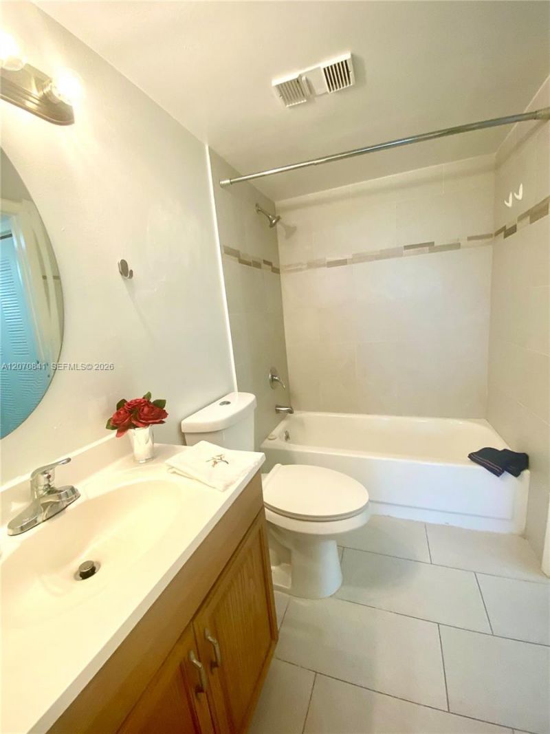 13120 SW 92nd Ave , Unit B-414, Miami, FL 33176 Photo
