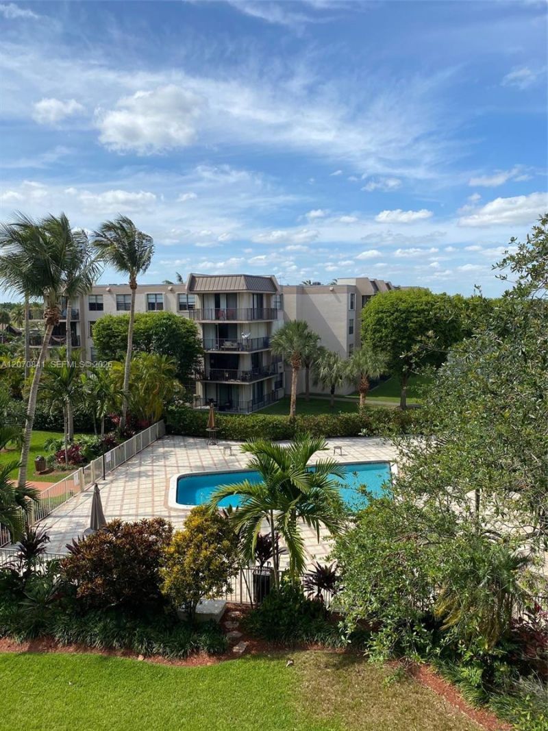13120 SW 92nd Ave , Unit B-414, Miami, FL 33176 Photo