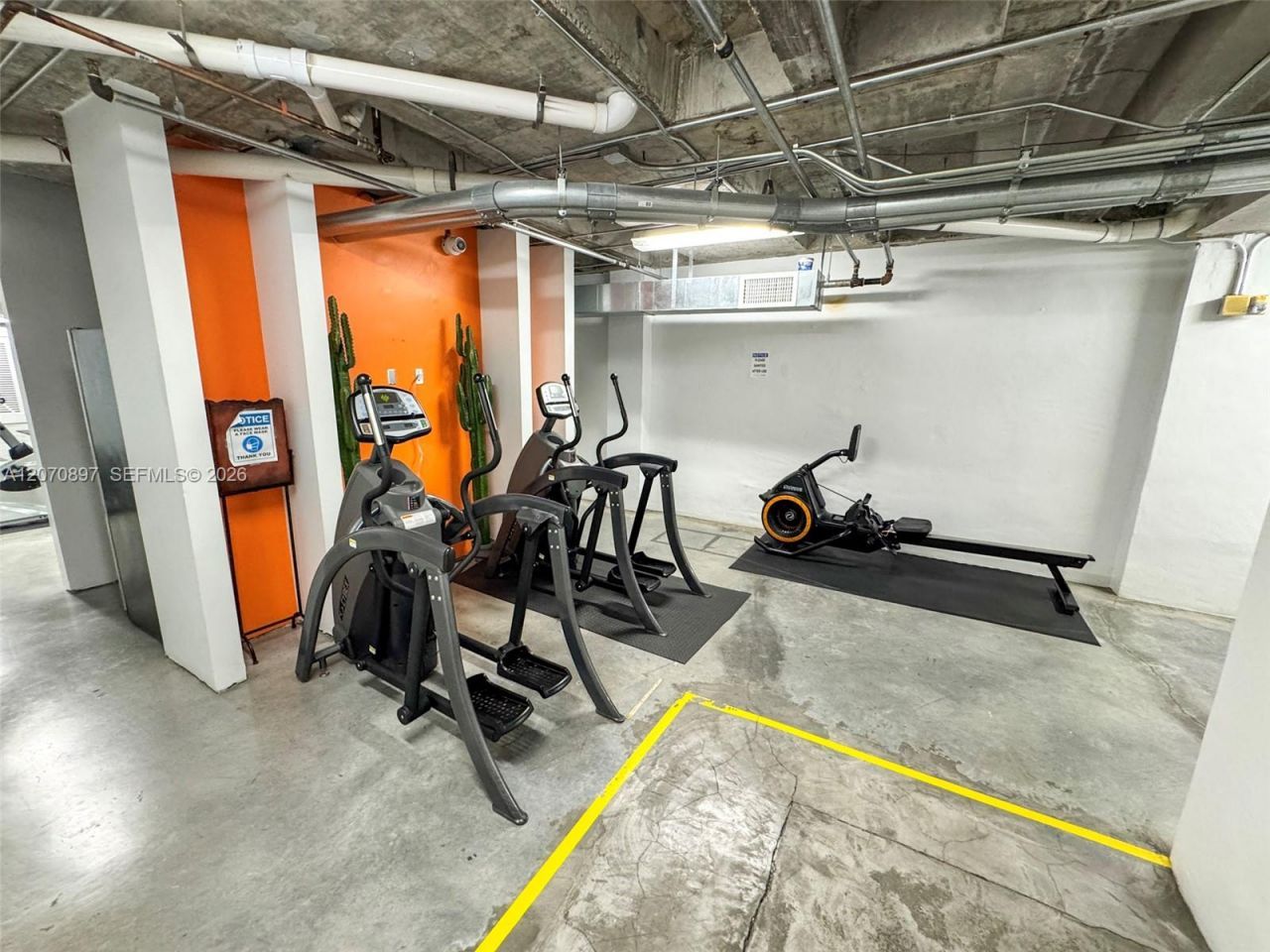8101 Biscayne Blvd , Unit R-411, Miami, FL 33138 Photo