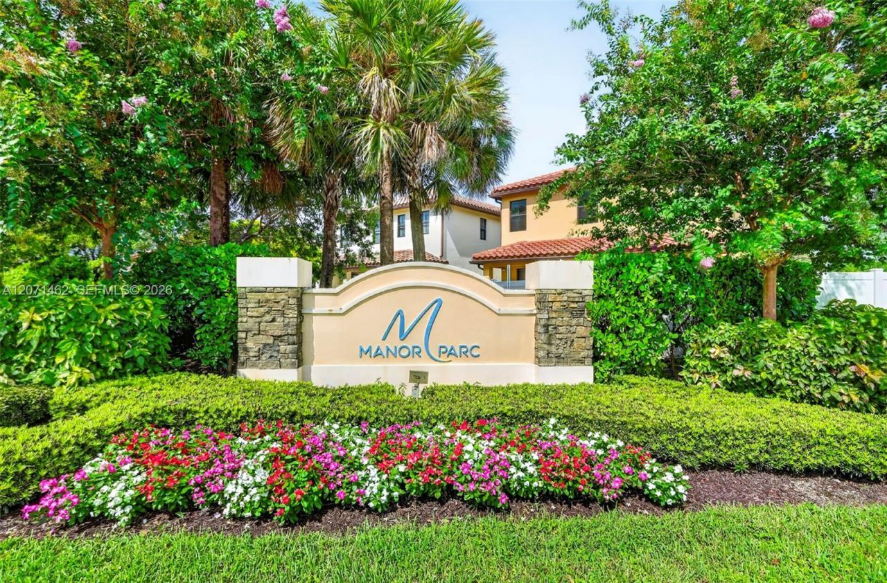 4917 NW 51st Ter, Tamarac, FL 33319 Photo