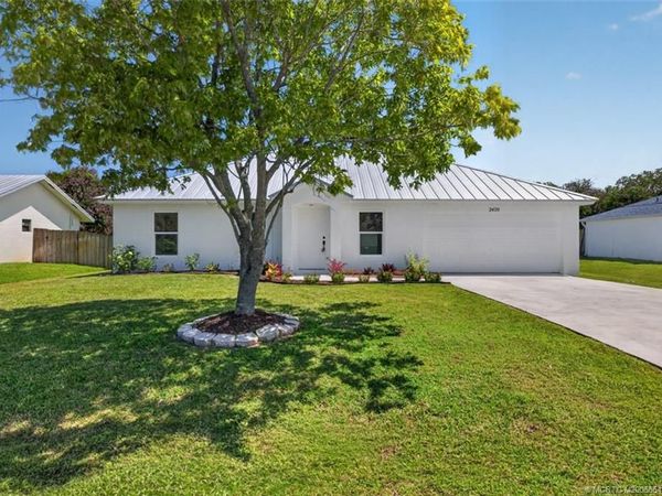 2470 SE Toledo Avenue , River Park, FL 34952