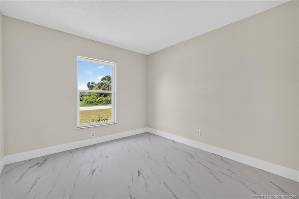 2470 SE Toledo Avenue , River Park, FL 34952 Photo