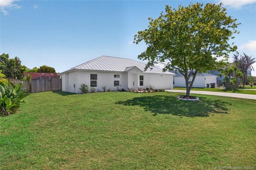 2470 SE Toledo Avenue , River Park, FL 34952 Photo