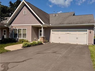 3 Roberts Way, Oneonta, NY 13802