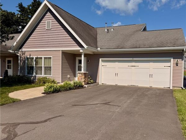 3 Roberts Way, Oneonta, NY 13802