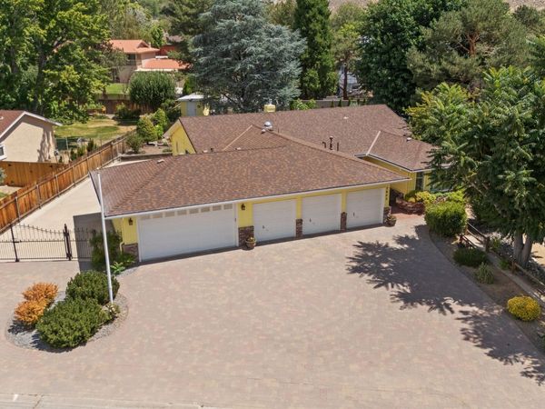 7845 N Southmoor Circle, Reno, NV 89502