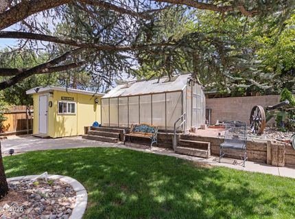 7845 N Southmoor Circle, Reno, NV 89502 Photo
