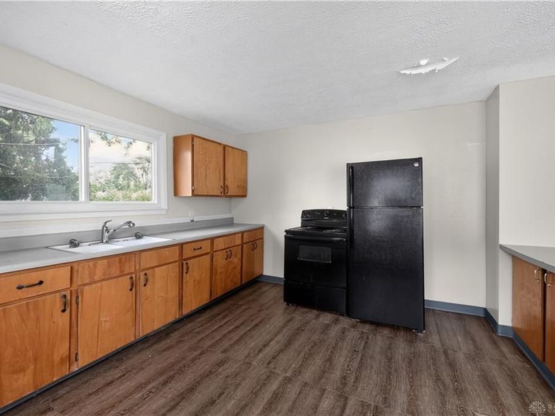 5279 Ferngrove Drive, Dayton, OH 45432 Photo 8