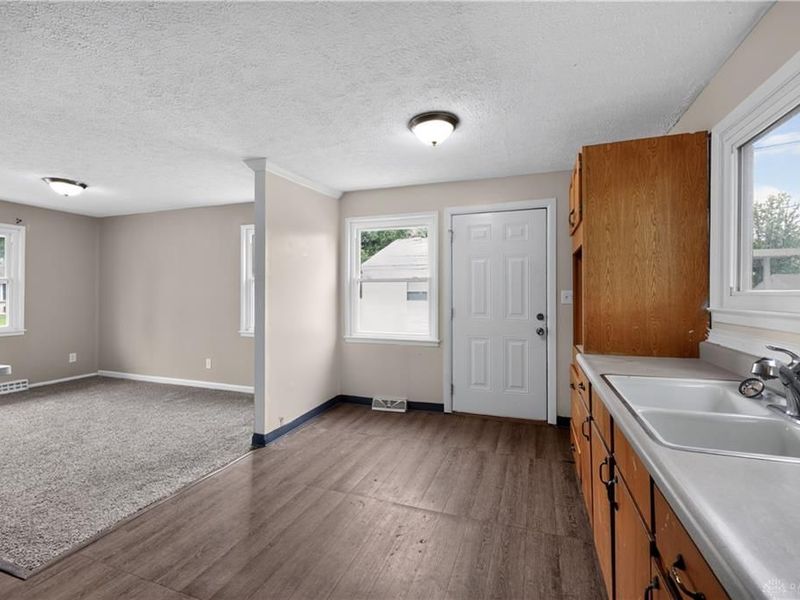 5279 Ferngrove Drive, Dayton, OH 45432 Photo 9