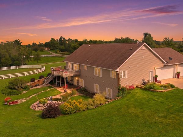 2699 Ridge Road, Marshalltown, IA 50158