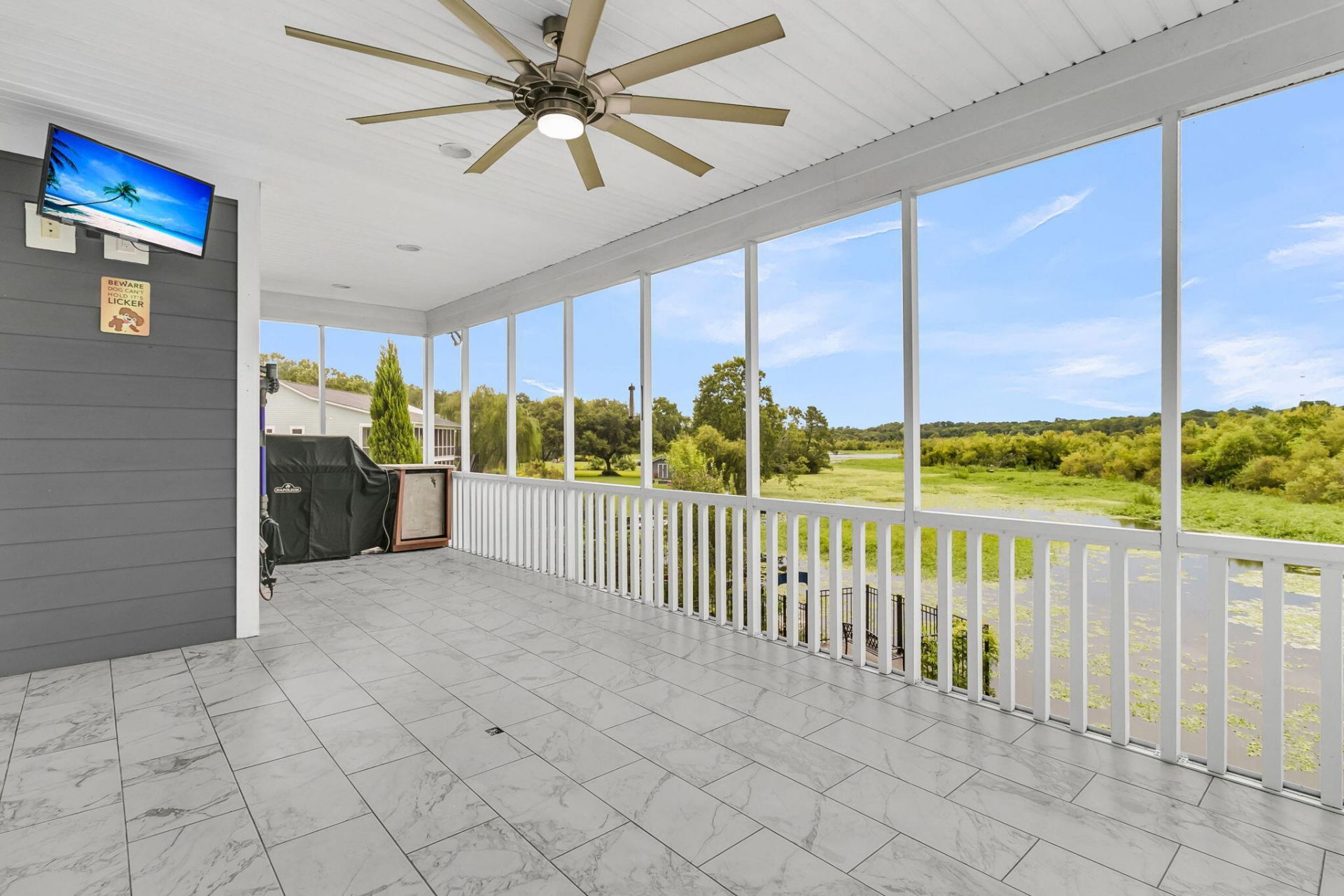 40 N Basilica Avenue Photo 14