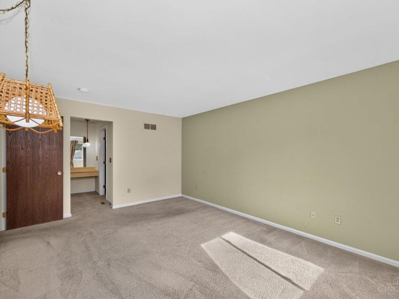 191 Cedarbrook Drive, Loveland, OH 45140 Photo 24