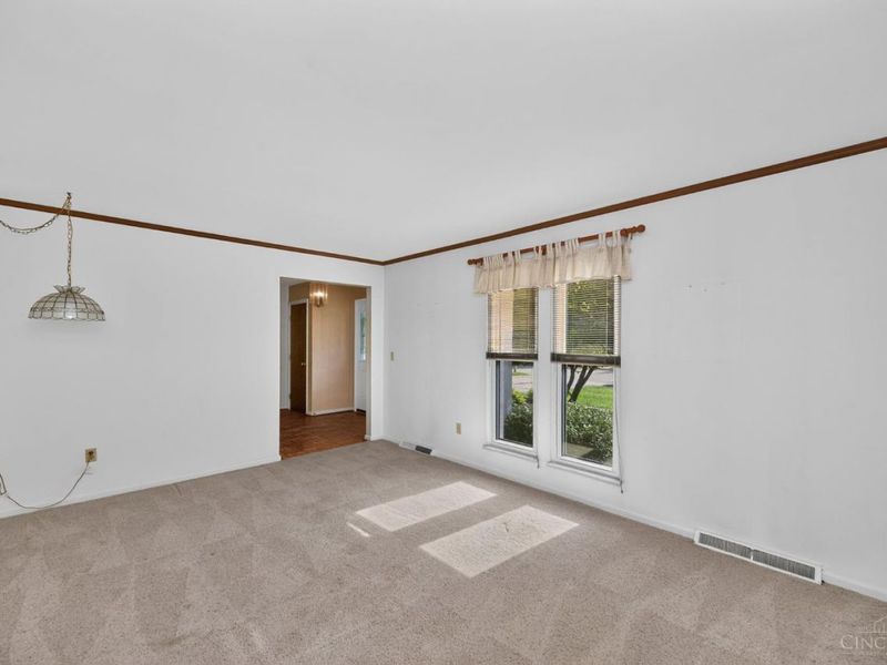 191 Cedarbrook Drive, Loveland, OH 45140 Photo 8