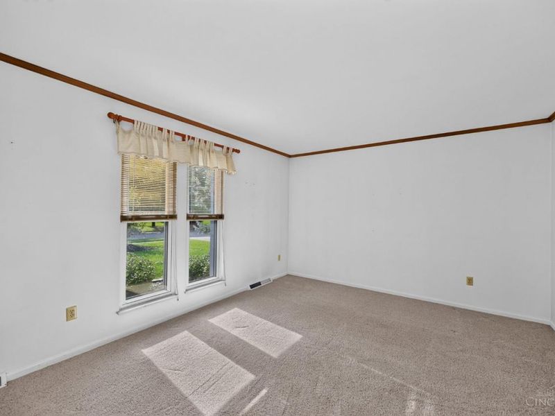 191 Cedarbrook Drive, Loveland, OH 45140 Photo 9