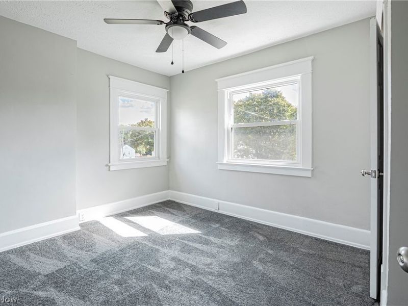 486 Sumatra Avenue, Akron, OH 44305 Photo 16
