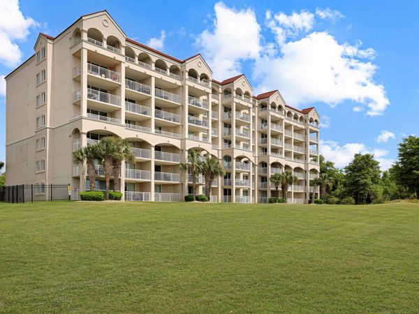 2151 Bridgeview Ct., Unit 3-405, North Myrtle Beach, SC 29582