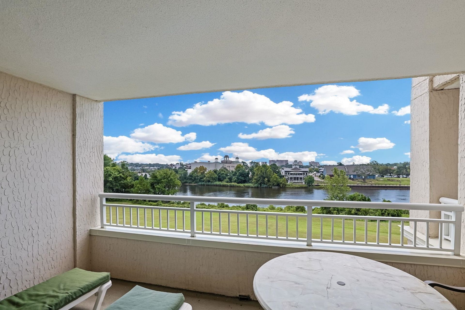 2151 Bridgeview Ct. Photo 16