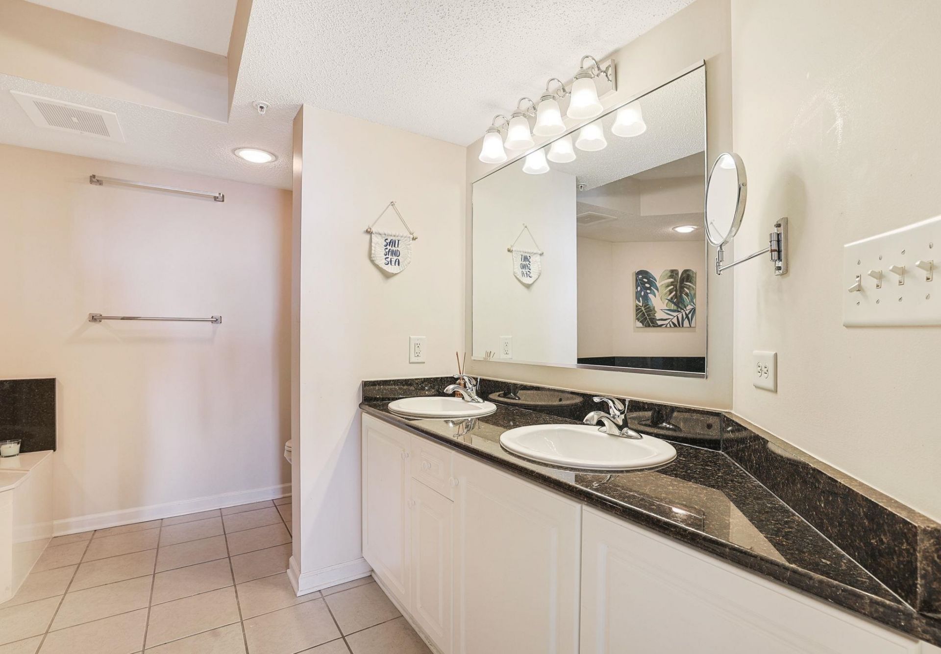 2151 Bridgeview Ct. Photo 18