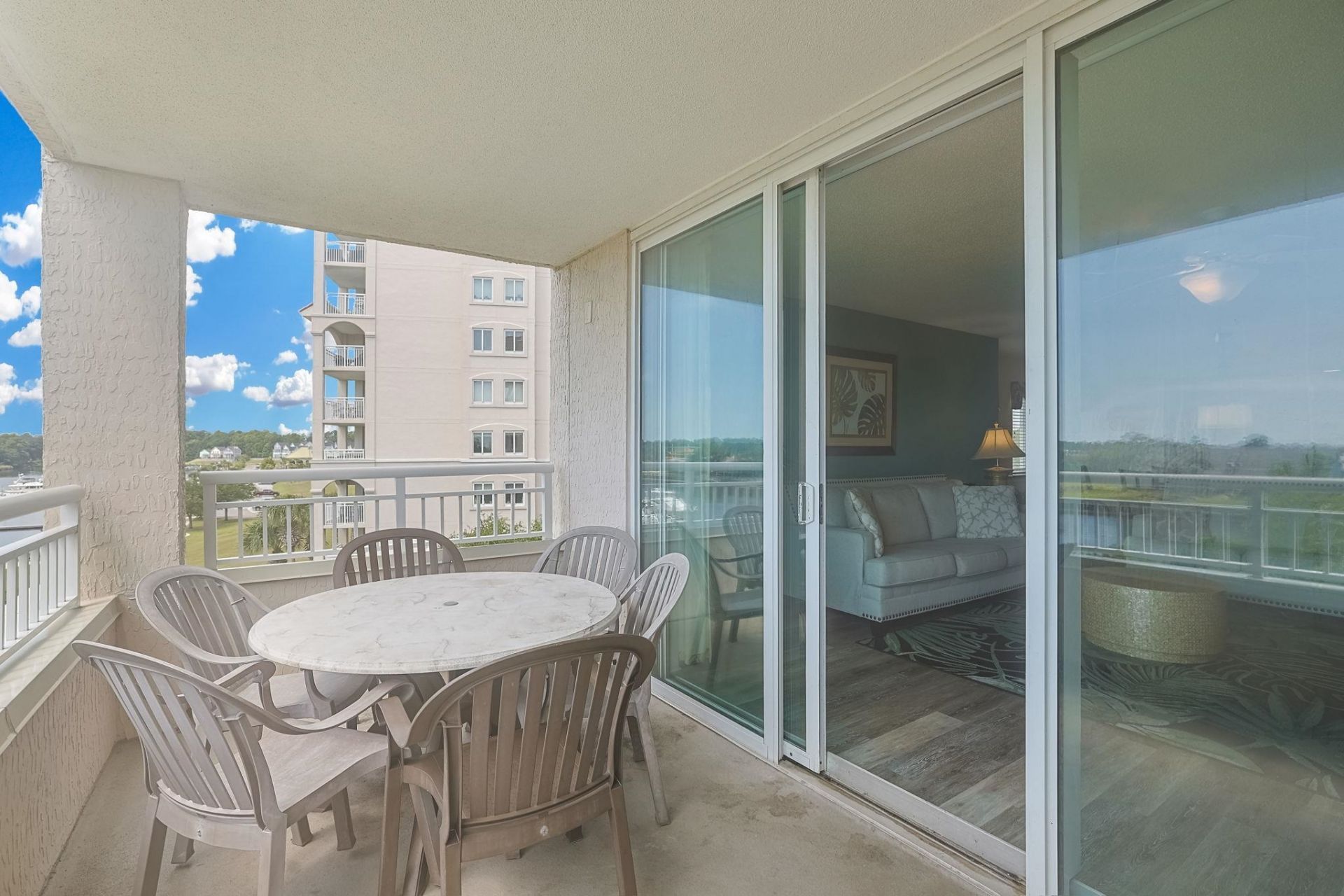2151 Bridgeview Ct. Photo 28