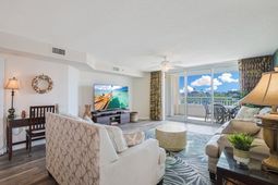 2151 Bridgeview Ct. photo 4