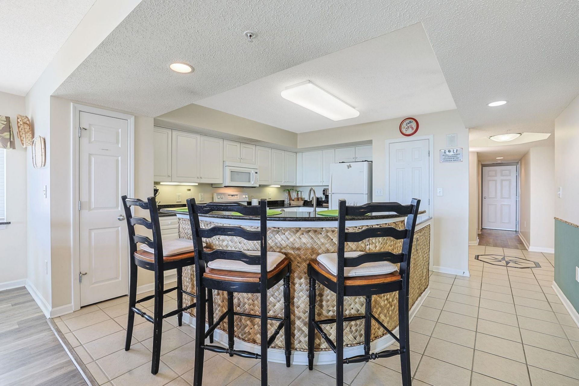 2151 Bridgeview Ct. Photo 7