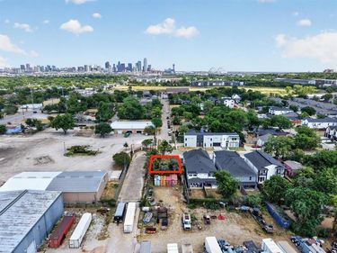 2823 Harston Street, Dallas, TX 75212