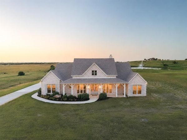 11032 Gregory Road, Sanger, TX 76266