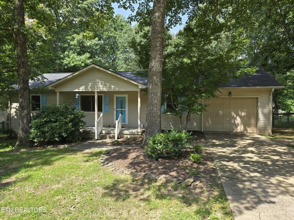 1954 Spruce Loop, Crossville, TN 38555