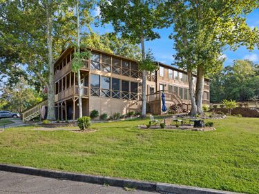 69-3 Woodson Bend Resort , Bronston, KY 42518