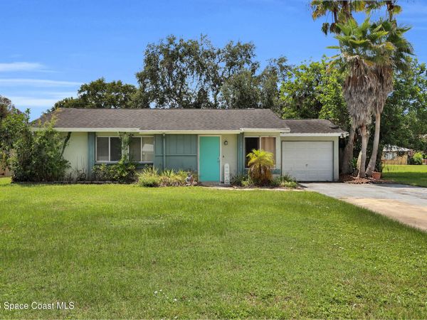741 23rd Place SW , Vero Beach, FL 32962
