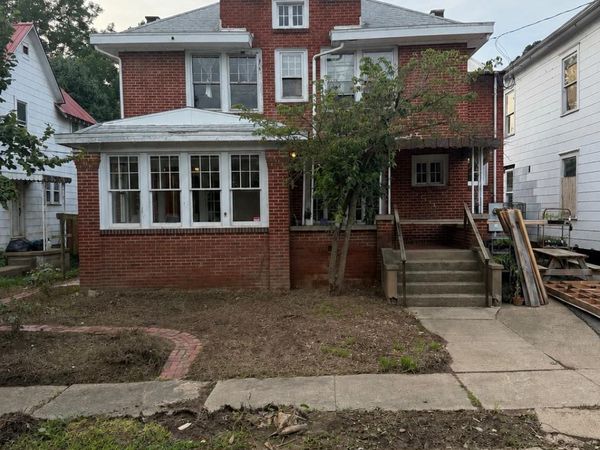 515 Center Avenue, Weston, WV 26452