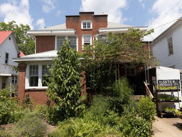 515 Center Avenue, Weston, WV 26452