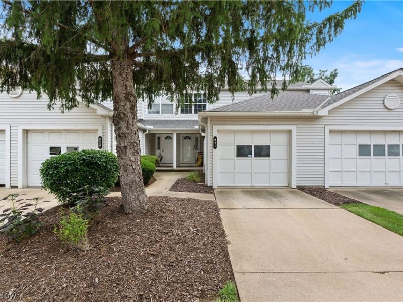 841 Overlook Ridge Drive, Cleveland, OH 44109 Photo 1