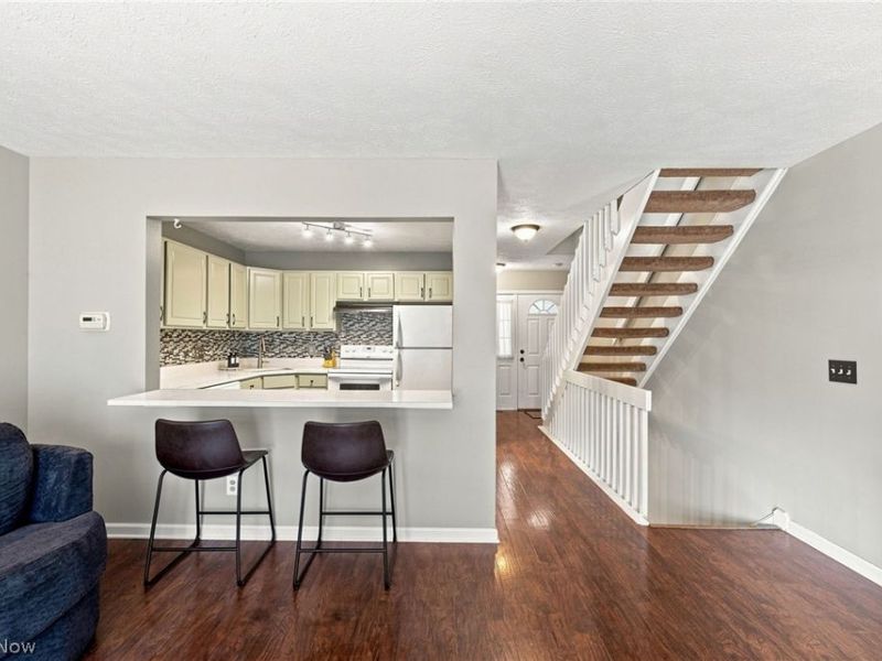 841 Overlook Ridge Drive, Cleveland, OH 44109 Photo 10