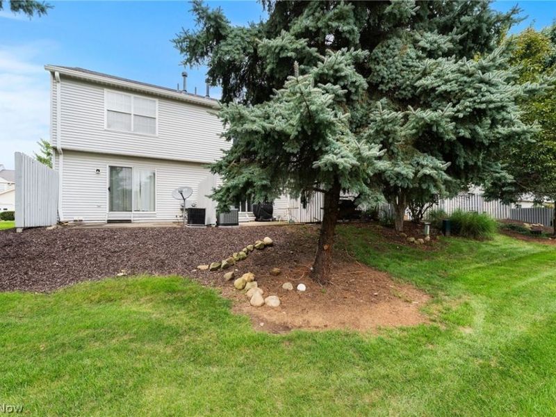 841 Overlook Ridge Drive, Cleveland, OH 44109 Photo 24